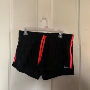 Women’s L black & pink nike shorts